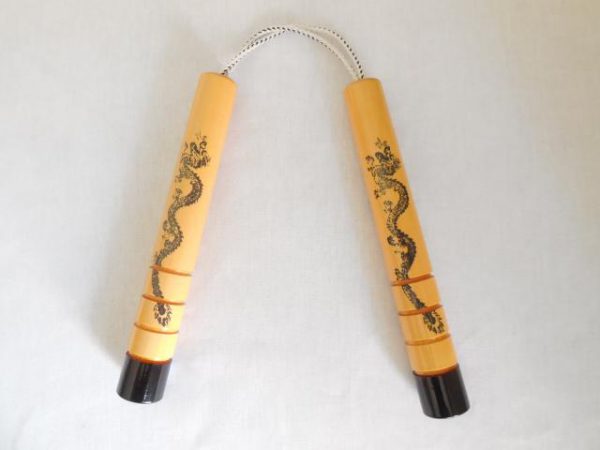 Nunchakus Dragon con Soga Corto