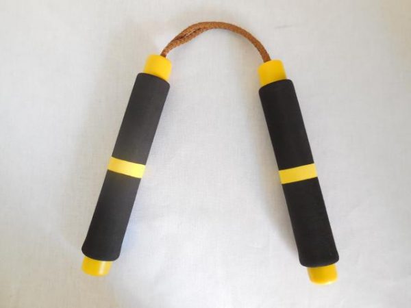 Nunchaku de Goma con Soga Corto
