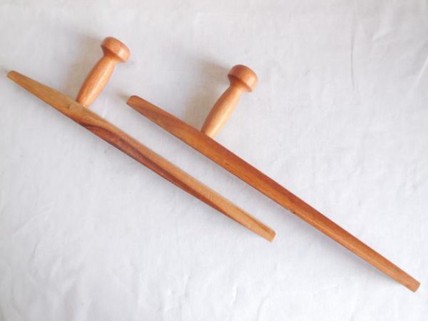 Tonfa redonda de incienso (par)