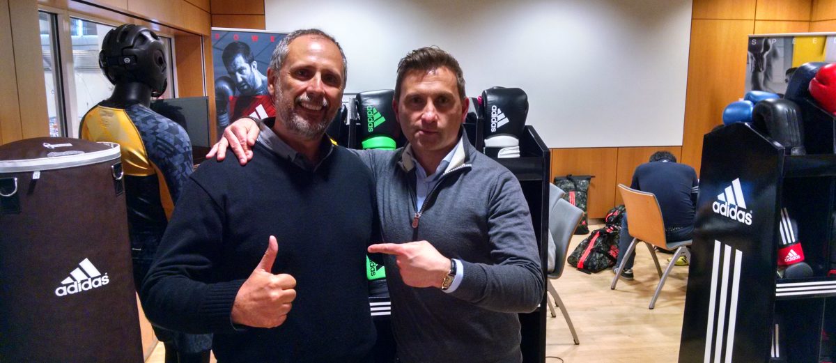 Jorge Orpianesi con directivos de Adidas Martial Arts & Boxing